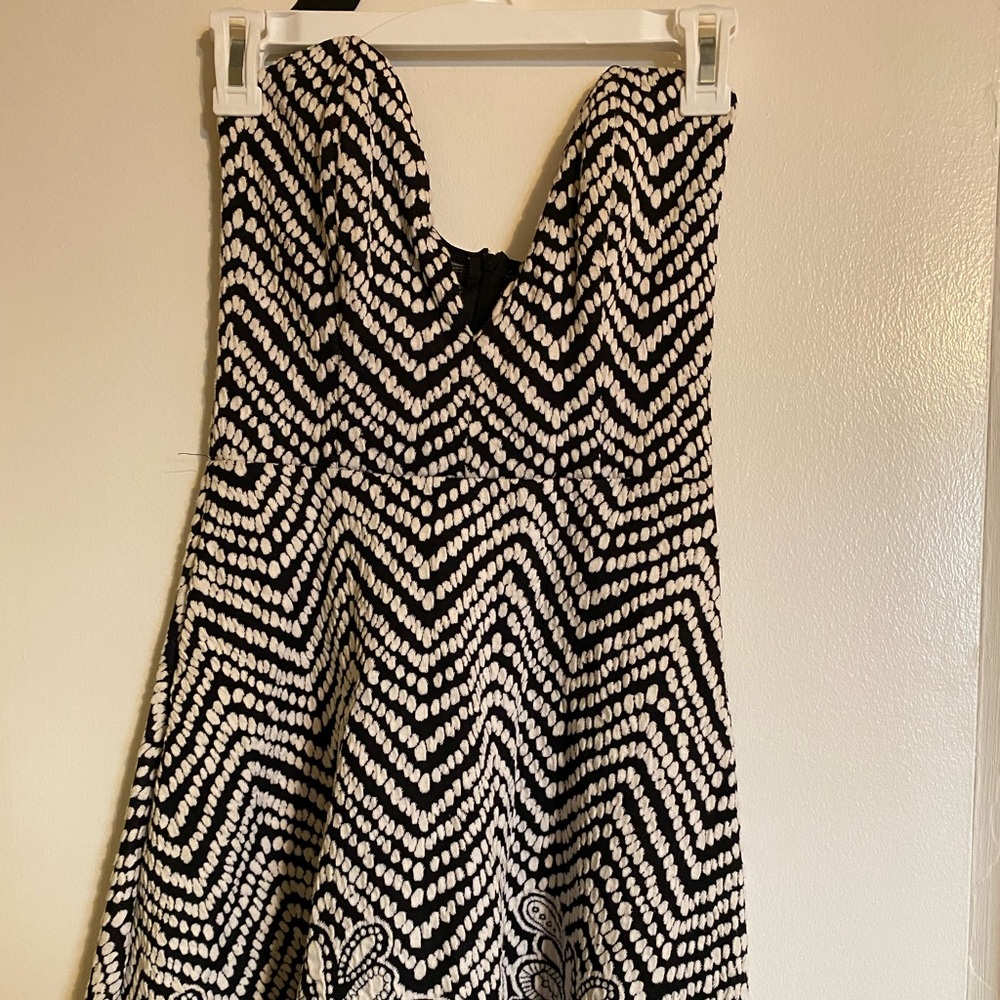 Black and white print dress
